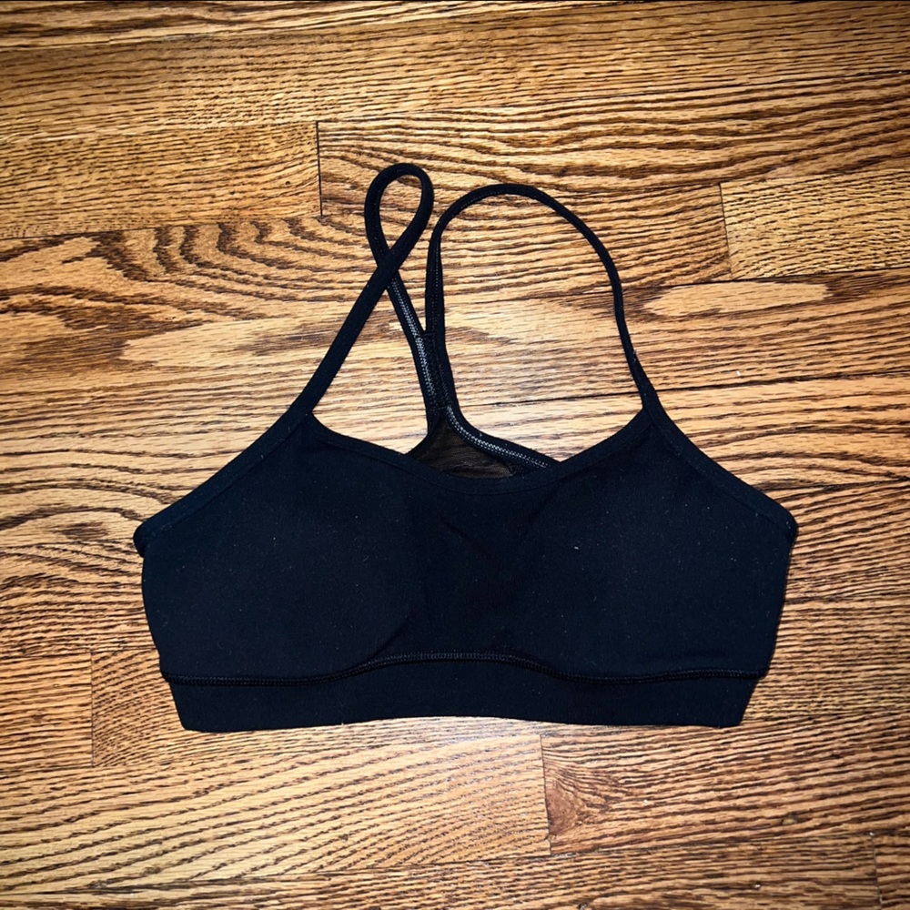 Lululemon sports Bra size 4